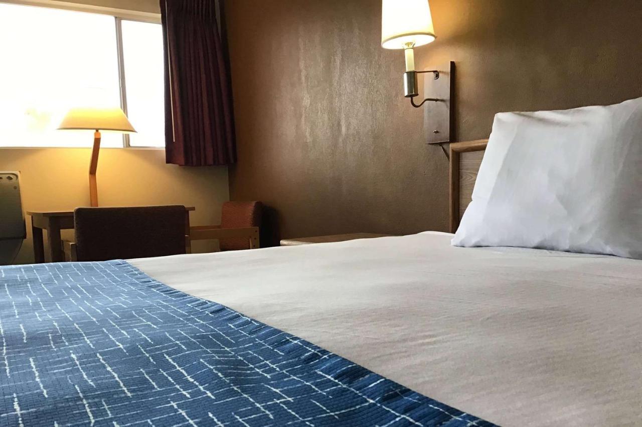 Travelodge By Wyndham Powell Eksteriør billede