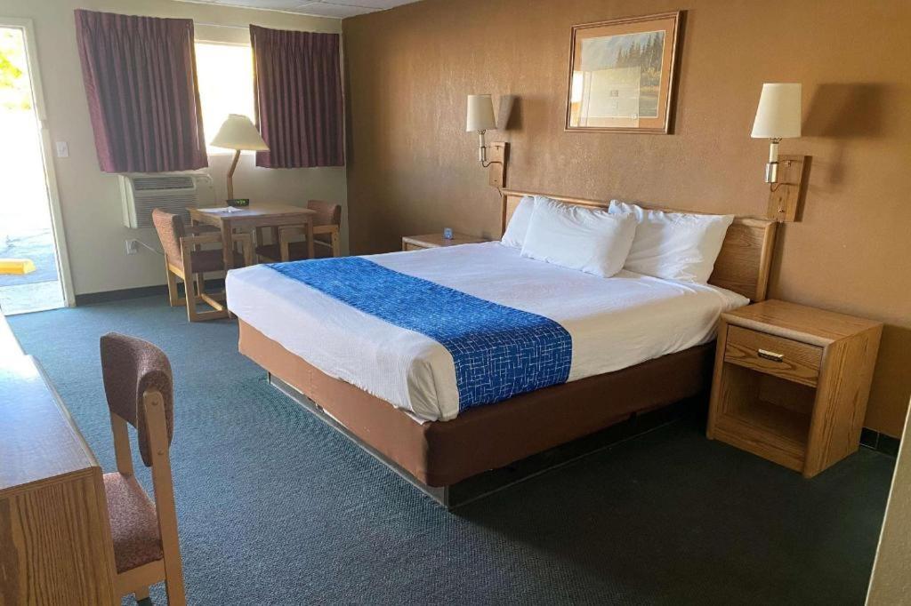 Travelodge By Wyndham Powell Eksteriør billede