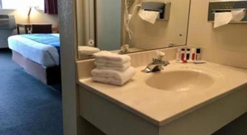 Travelodge By Wyndham Powell Eksteriør billede